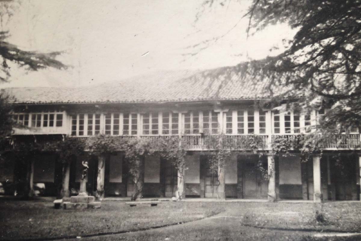 Finca con edificio histórico en Cantabria